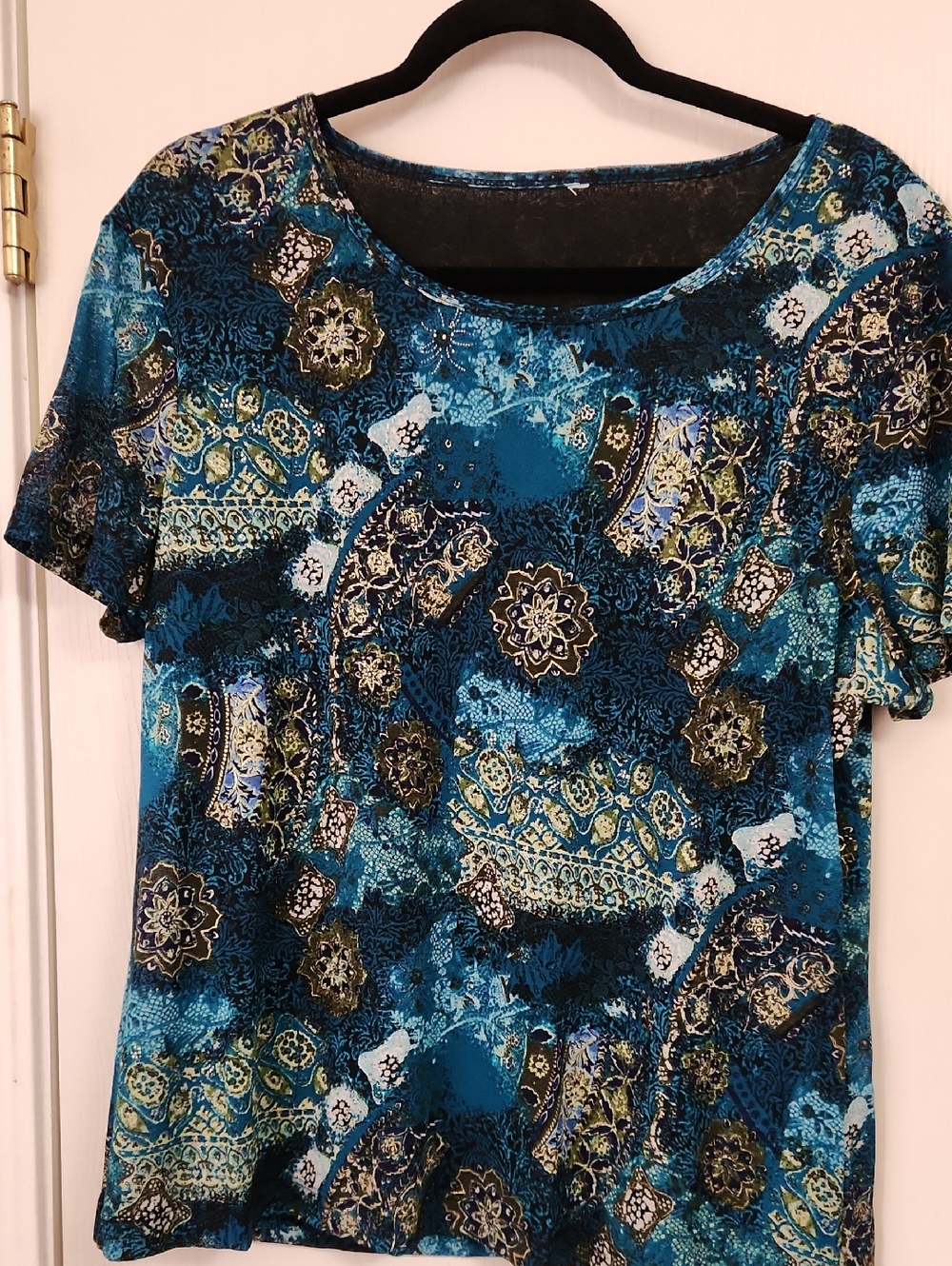 Printed Teal Paisley Short Sleeve Scoop Neck Blouse